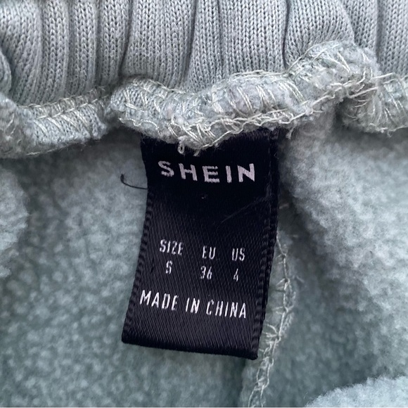 Teal sweat-shorts in a size small - Picture 2 of 3